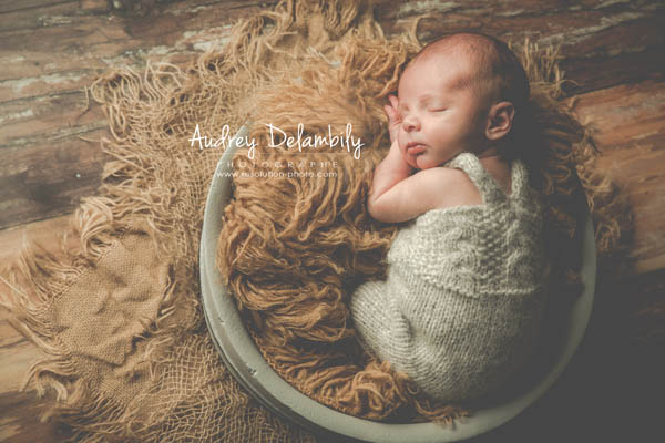 lucas-seance-photo-newborn-bebe-photographe-audrey-delambily-toulon